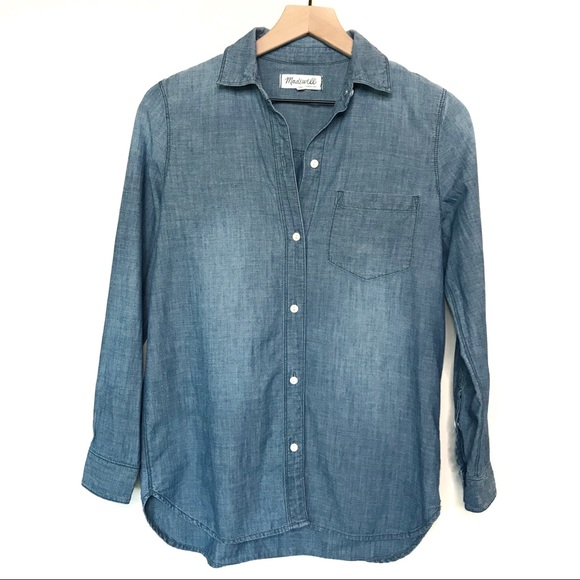 Madewell Tops - Madewell Chambray Blue Collared Button Down Shirt